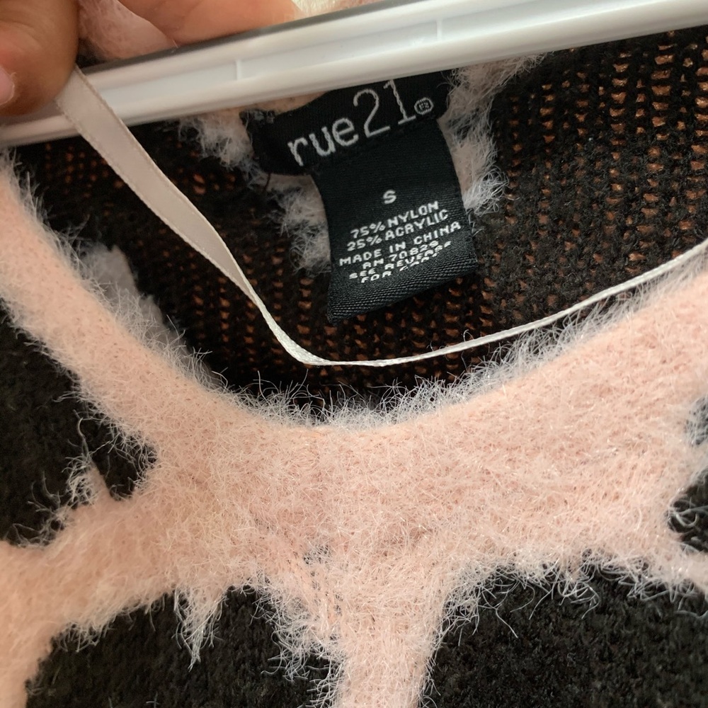 Sweatshirt - Picture 3 of 5